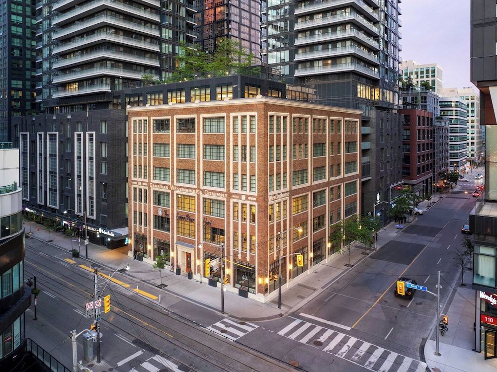 Sutton Place Hotel Toronto 1