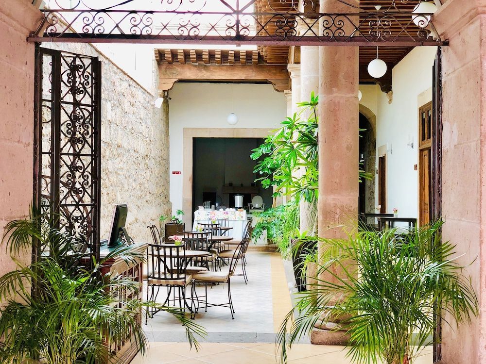 Hotel Expres By Hosting House 2