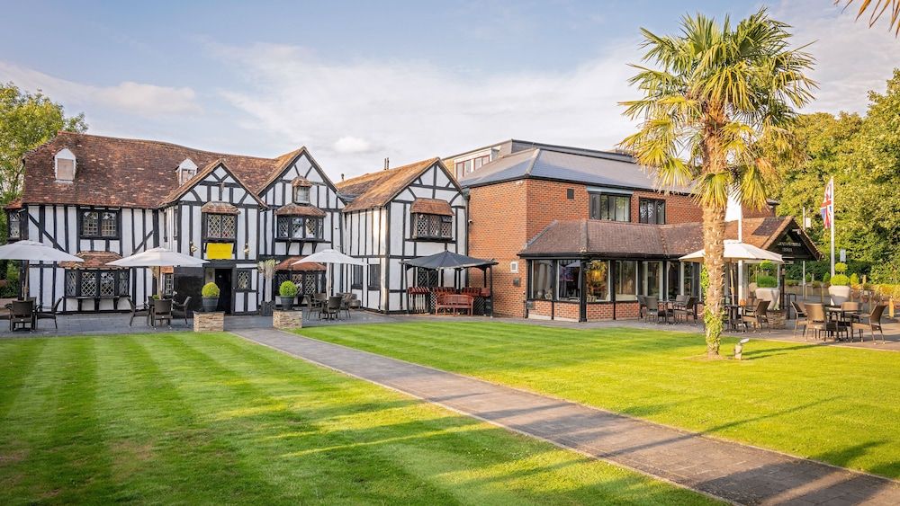 Donnington Manor Hotel 1