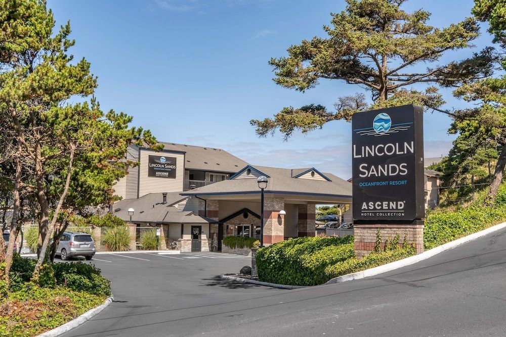 Lincoln Sands Oceanfront Resort, an Ascend Collection Hotel 1