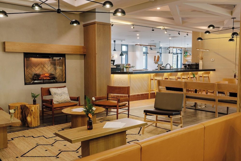 Elk + Avenue Hotel 2