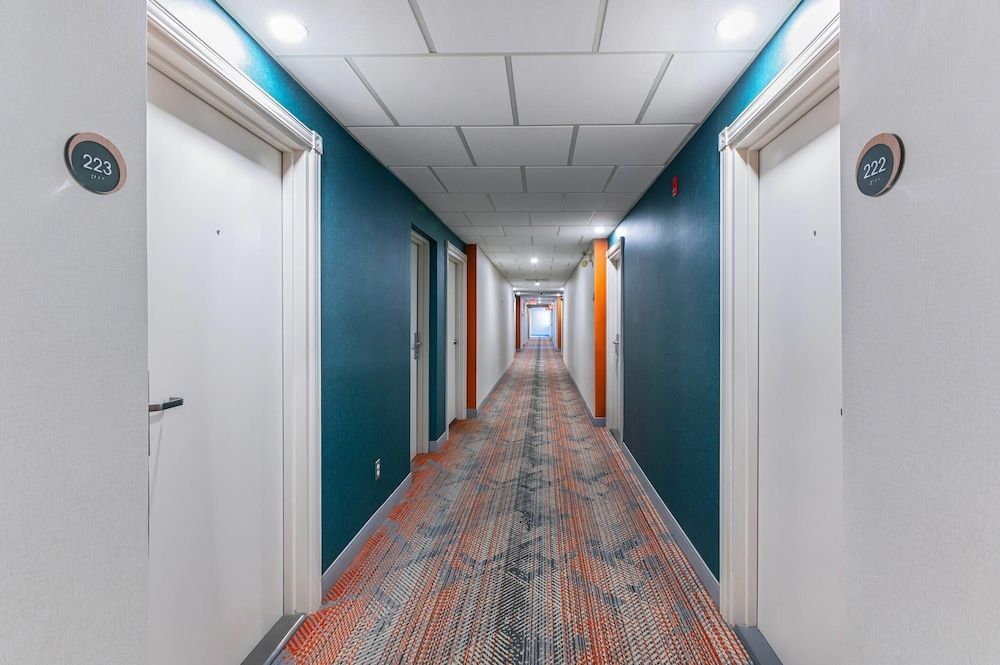 Comfort Suites 2