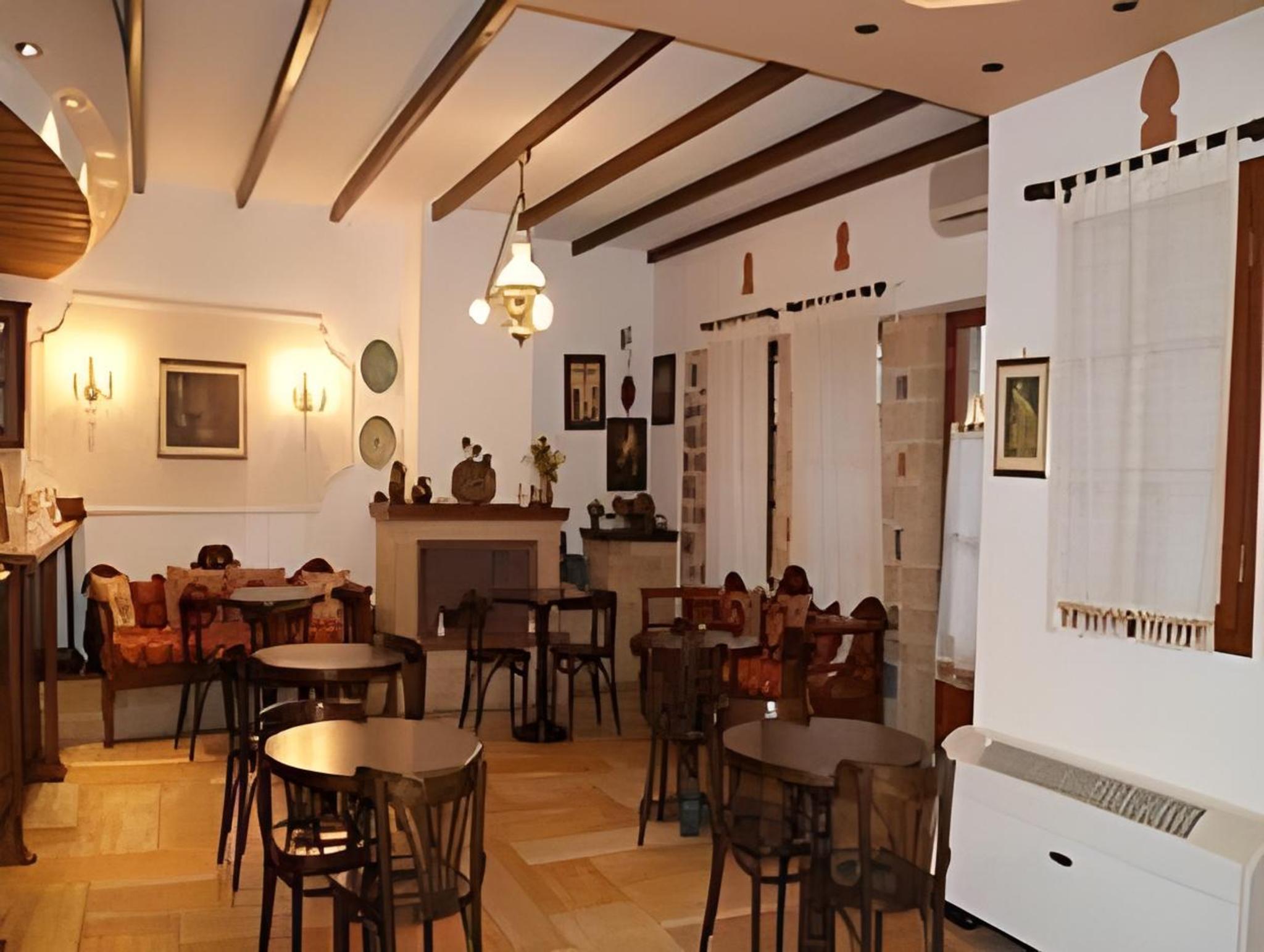 Petrino Guesthouse 2
