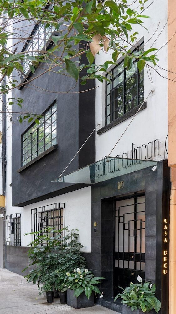 Casa Decu 1