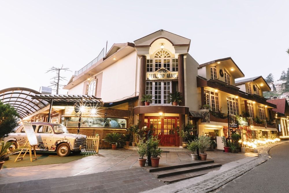 Hotel Willow Banks, Mall Road Shimla 1