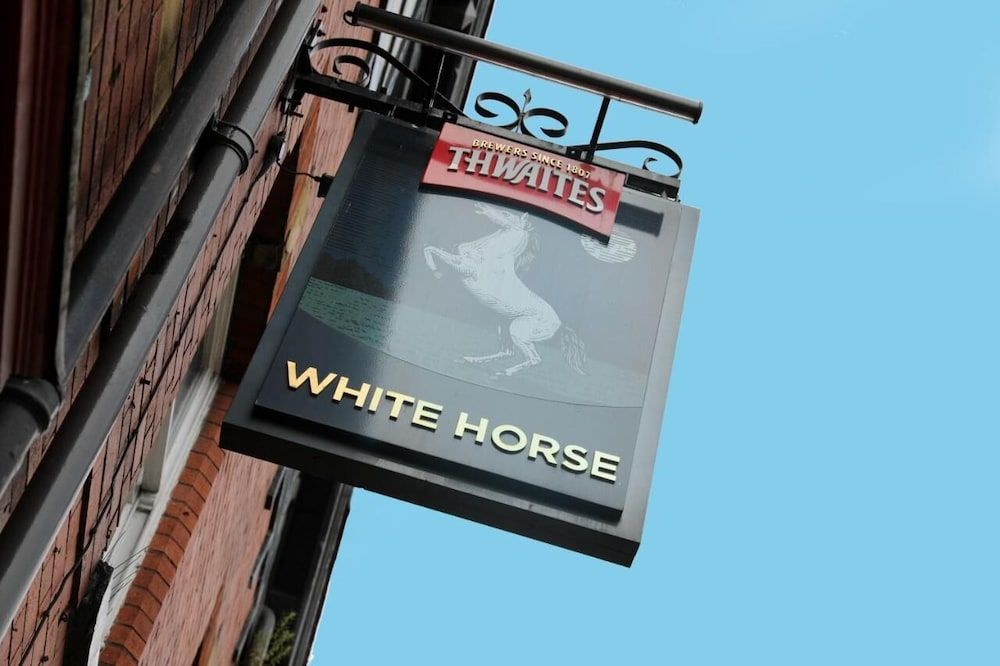 The White Horse 1