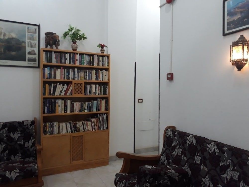 Al Hambra Hotel 2