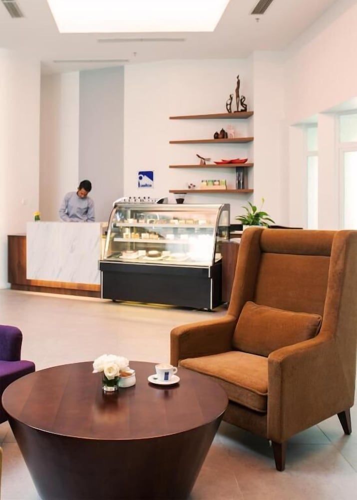 Wyne Hotel 2