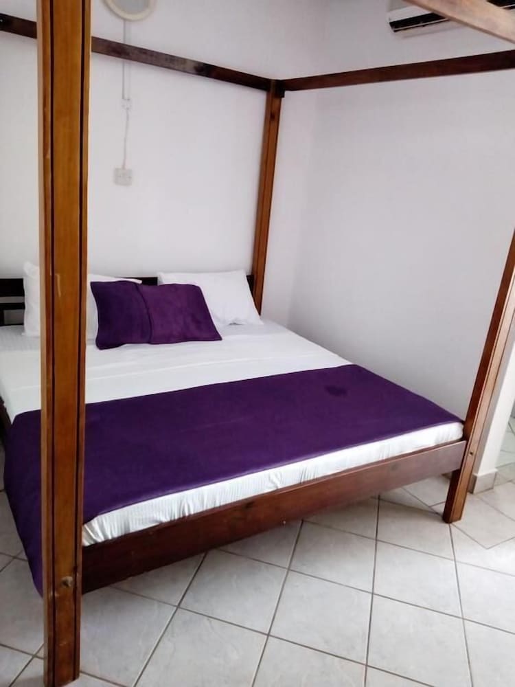 Fastcare Luxury Apartments/Villas 2