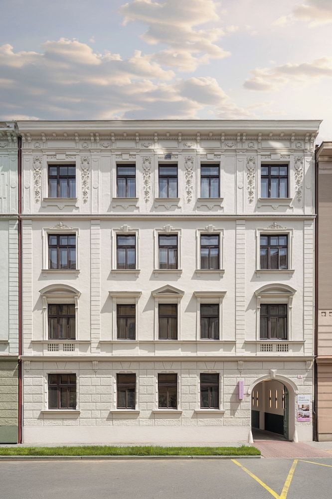 Hotel Riverside by goodnite cz 1