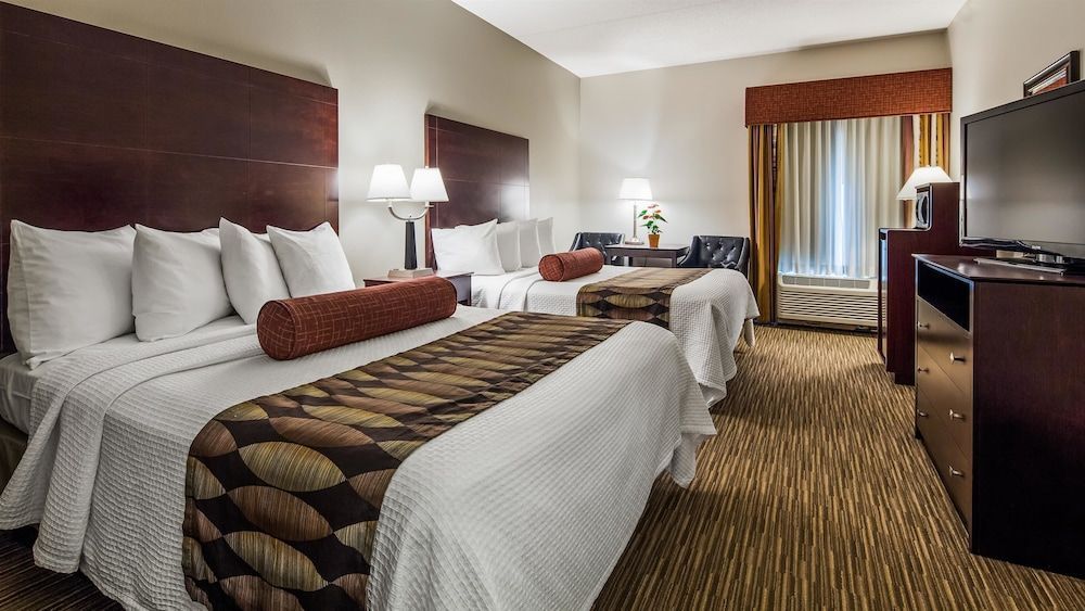 Best Western Plus O'hare International South Hotel 1