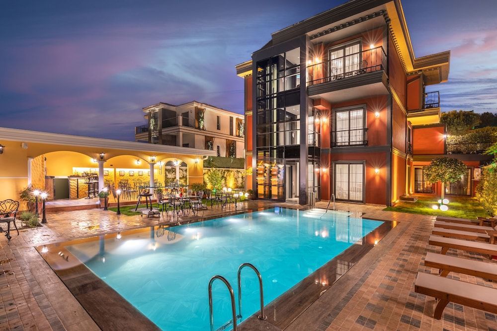 Motif Hotel Çeşme 1