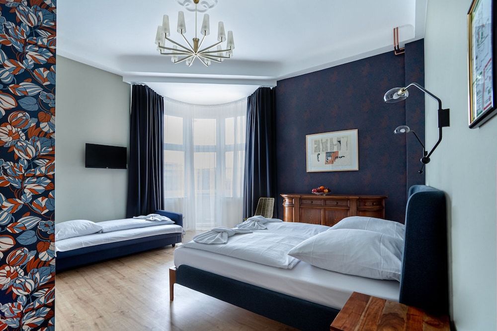 Hotel BELLEVUE am Kurfürstendamm 1
