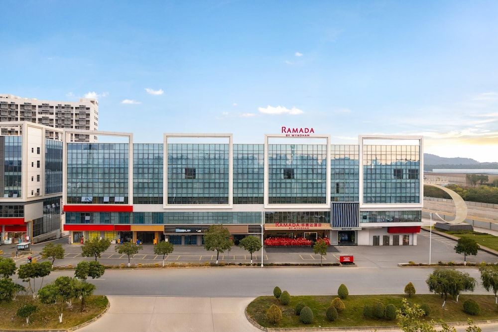 Ramada by Wyndham Zhaoqing Dawang 1