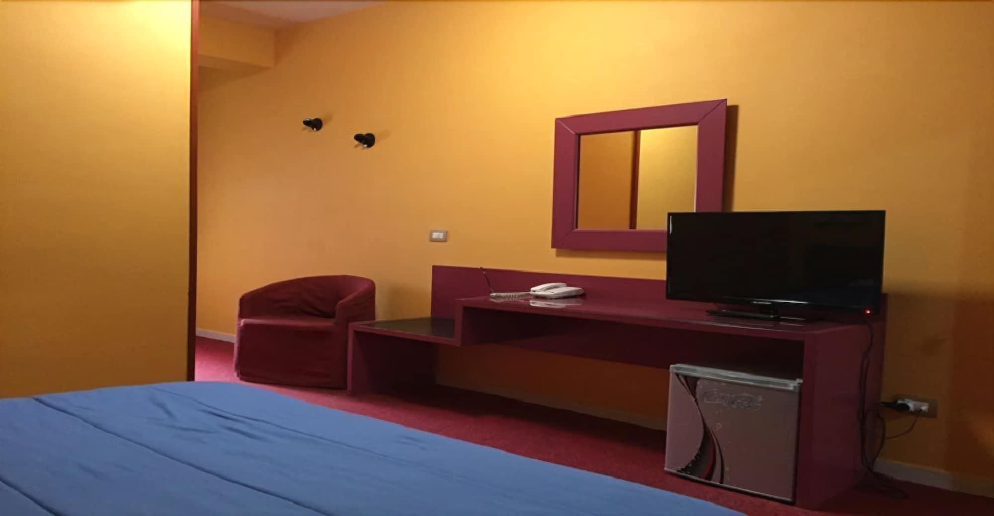 Cristal Hotel 2