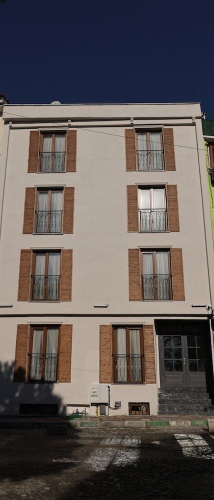 Sareban Hotel 1