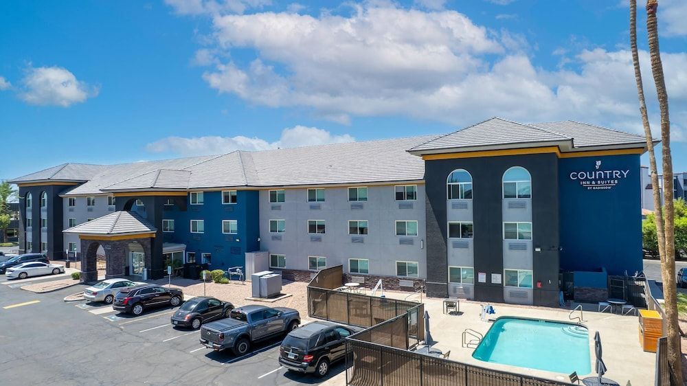 Country Inn & Suites by Radisson, Phoenix Airport, AZ 1