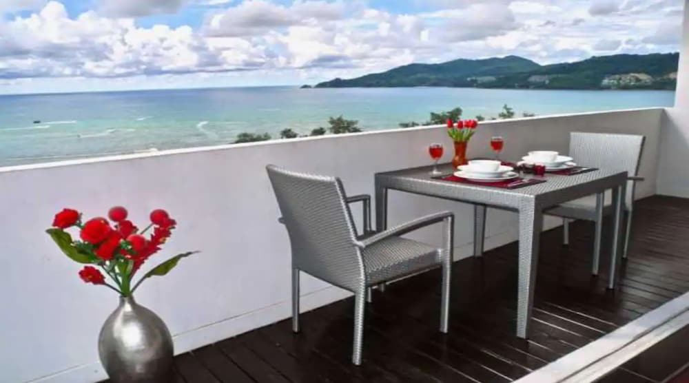 Patong Tower 1-Bedroom Apartment Full Sea View 1