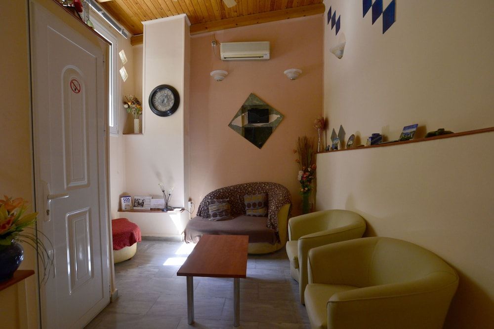 Electra Hotel Piraeus 2