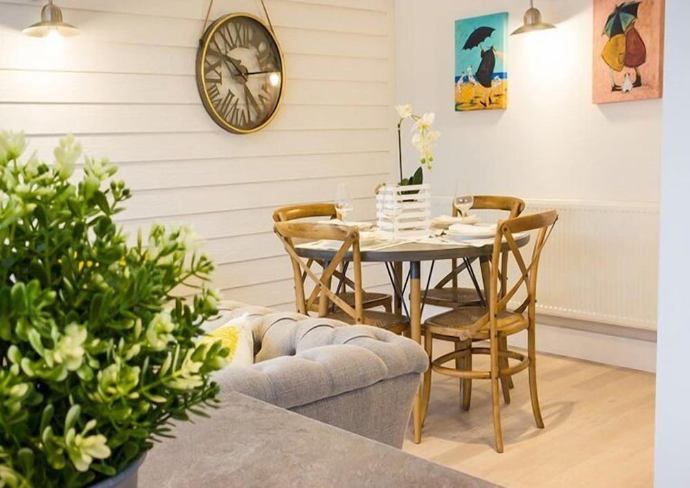 The Bay Colwell by Away Resorts 1