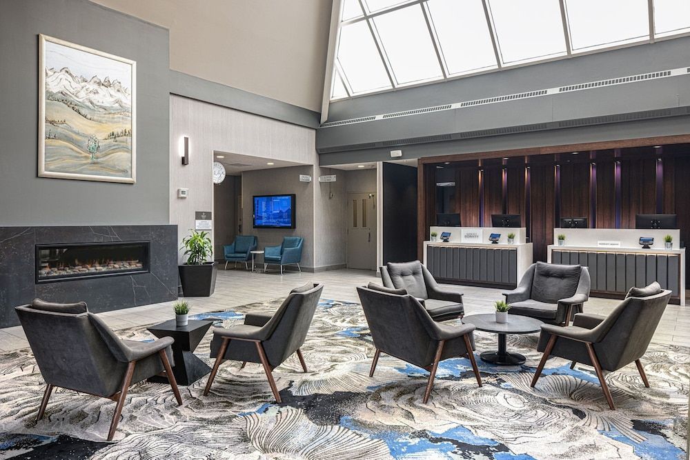 Delta Hotels by Marriott Calgary South 2