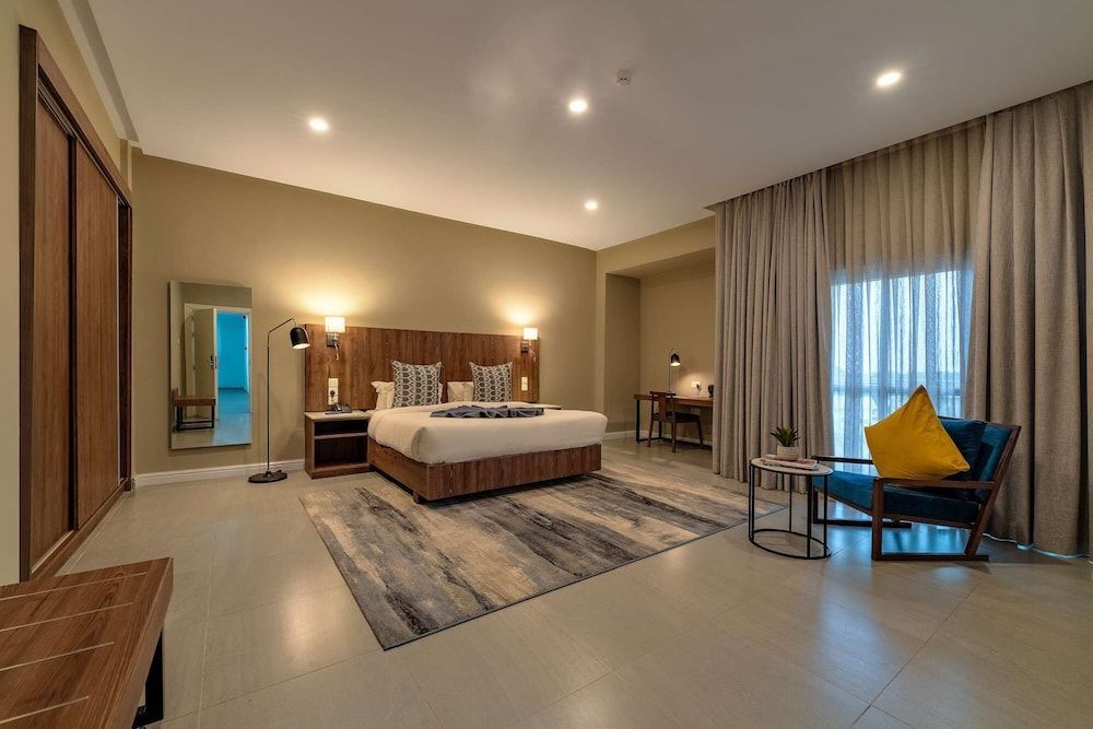 Central Hotel Ridge 1