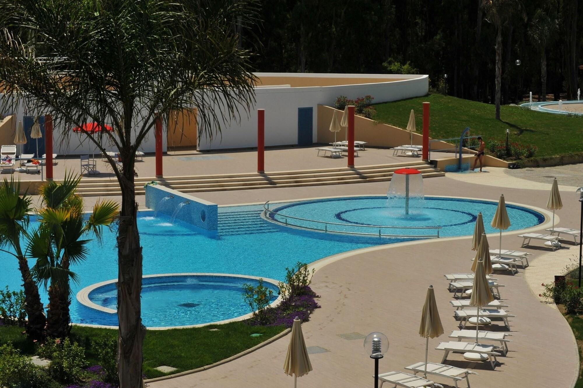 Toccacielo Hotel Village 2