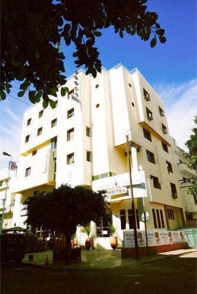EAST WEST HOTEL 1