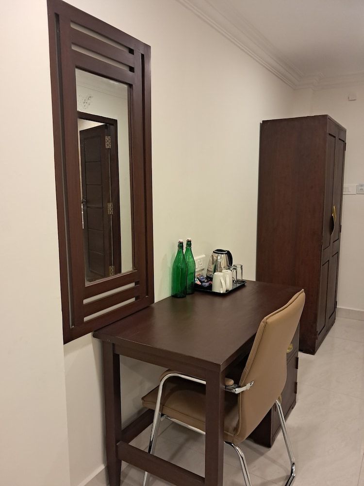 Amber Hotels Nungambakkam 1