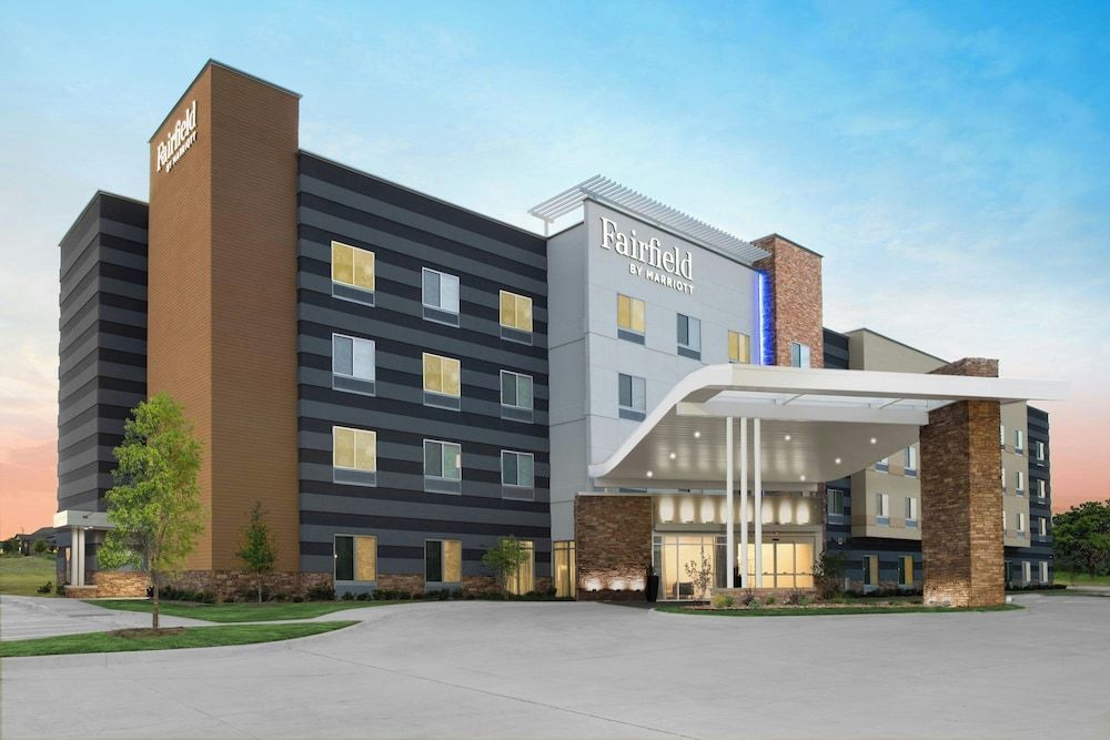 Fairfield Inn & Suites DeSoto Dallas South 1