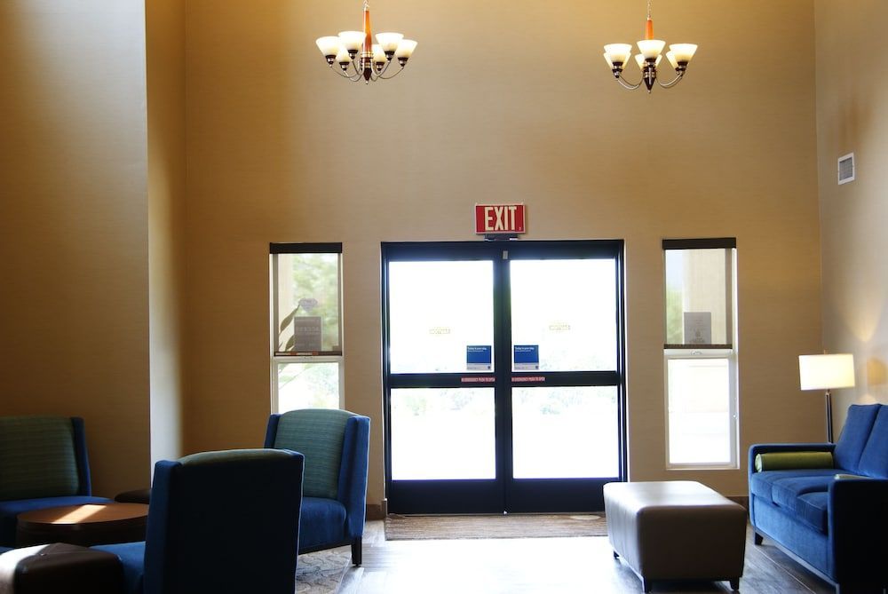 Comfort Inn & Suites Murrieta Temecula Wine Country 2