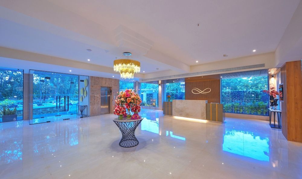 Royale Sarovar Portico Agra 2