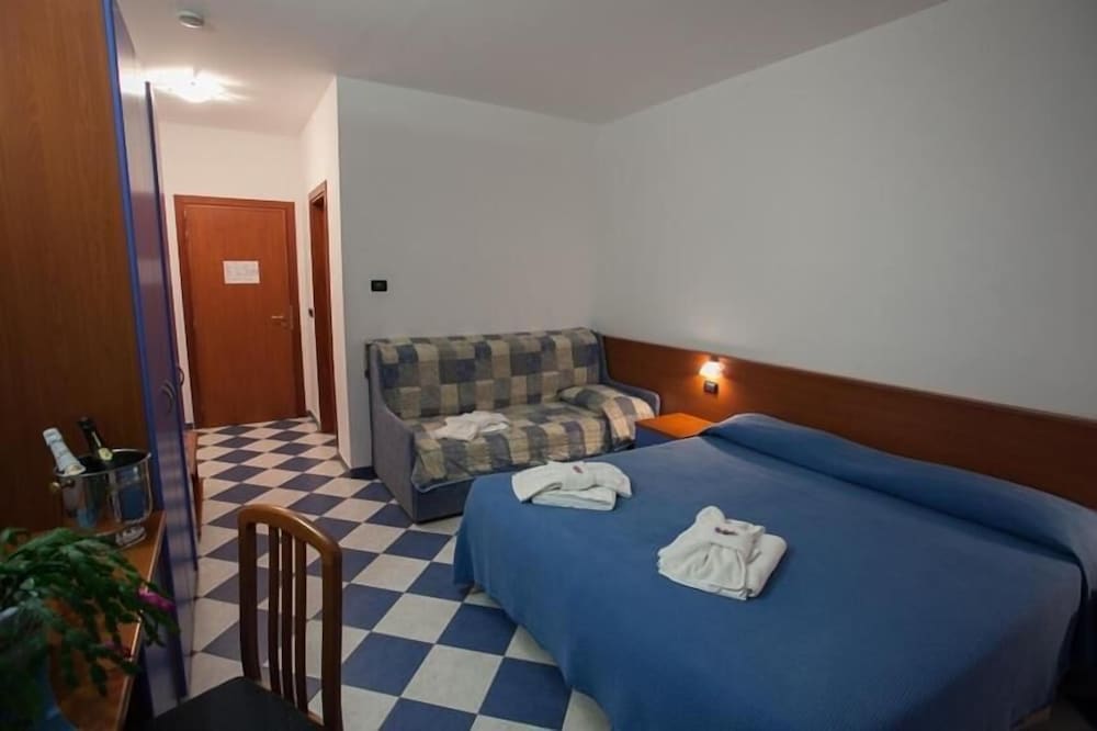HOTEL SAN GAETANO 1