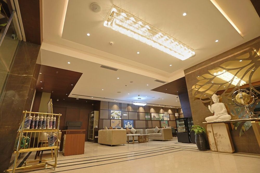 Hiland Hotel 2