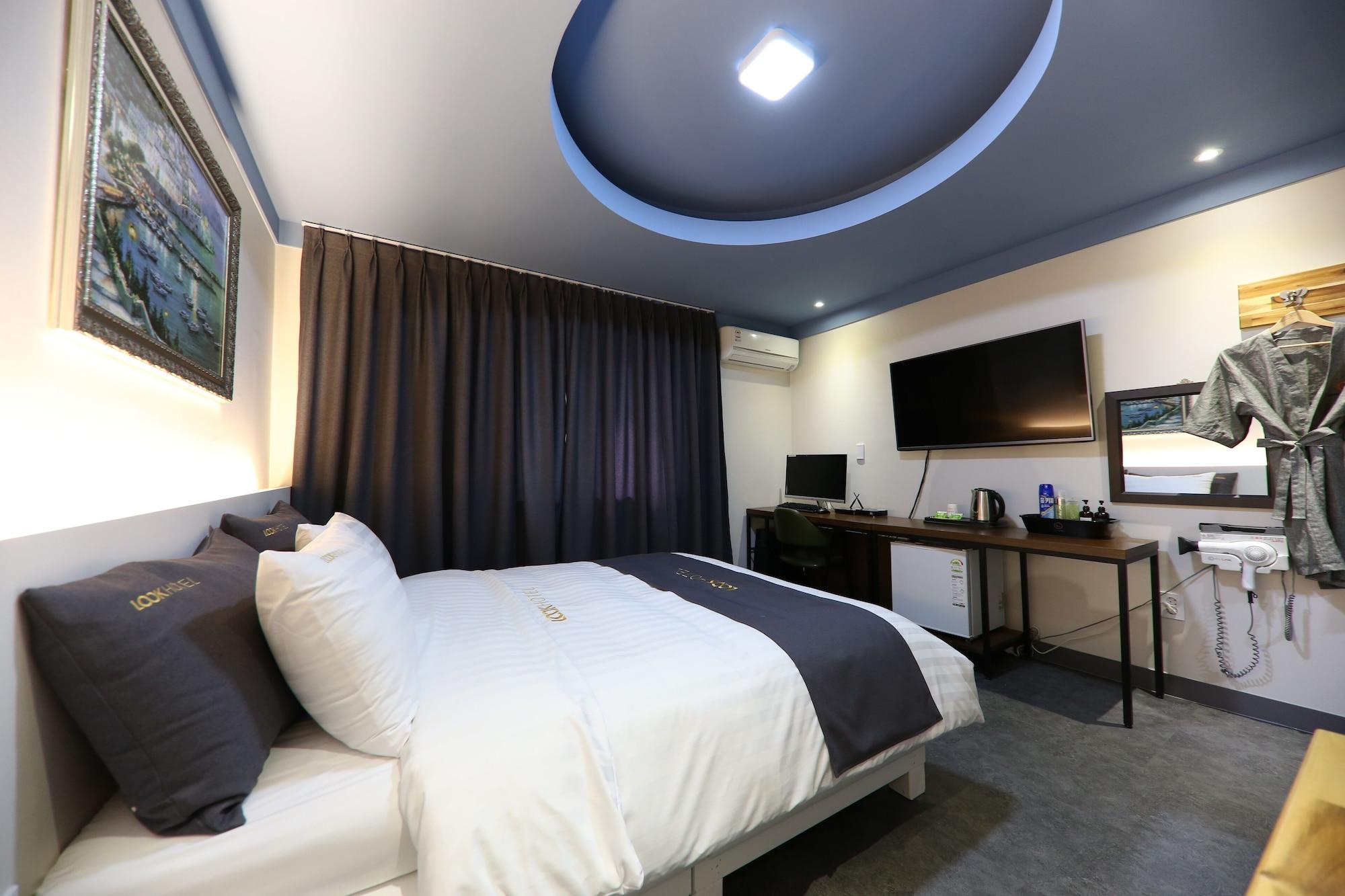 Hotel Look 1
