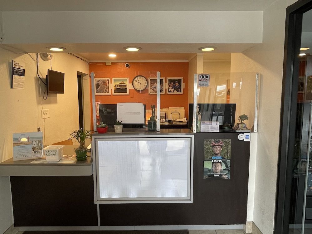 Travelodge by Wyndham Brattleboro VT 1
