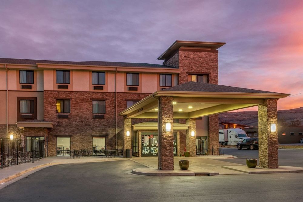 Sleep Inn & Suites Moab near Arches National Park 1