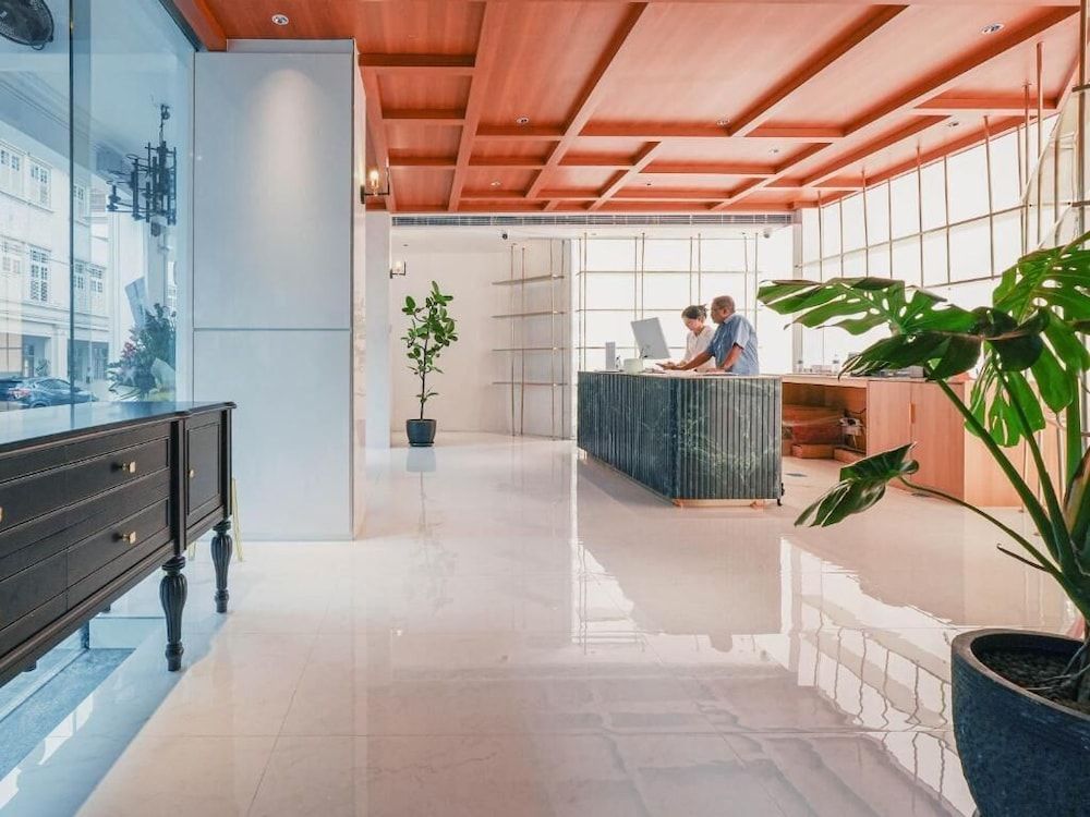 A Hotel Chinatown 1