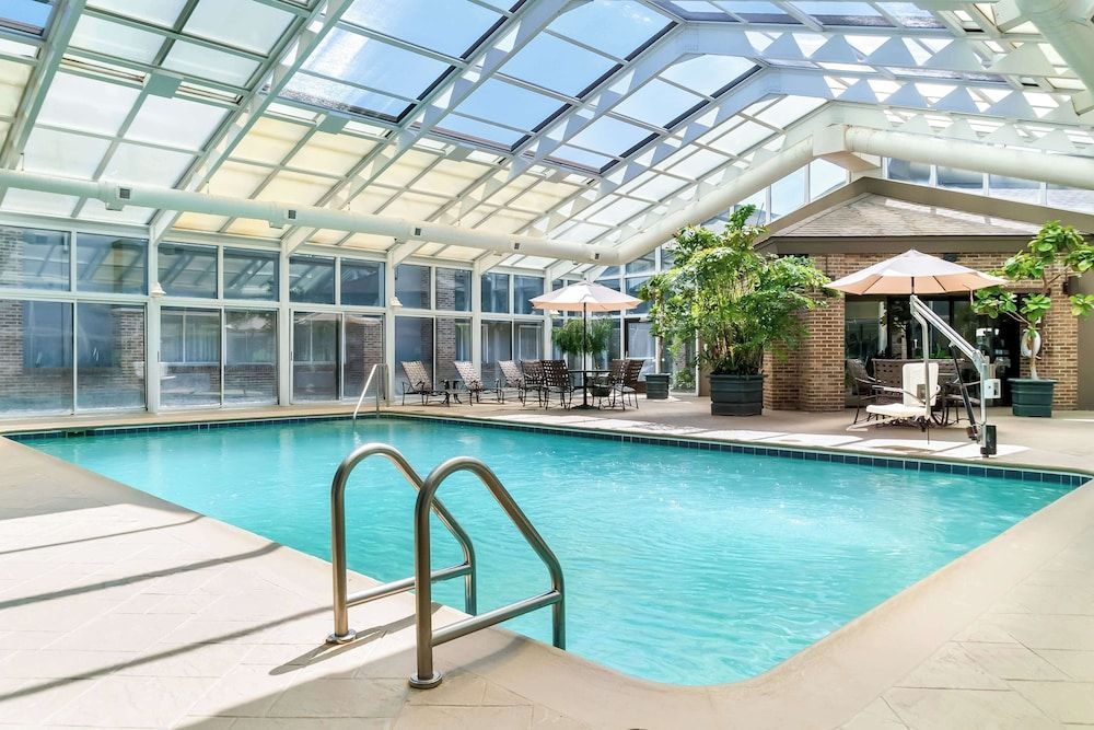 Best Western Okemos/East Lansing Hotel & Suites 1