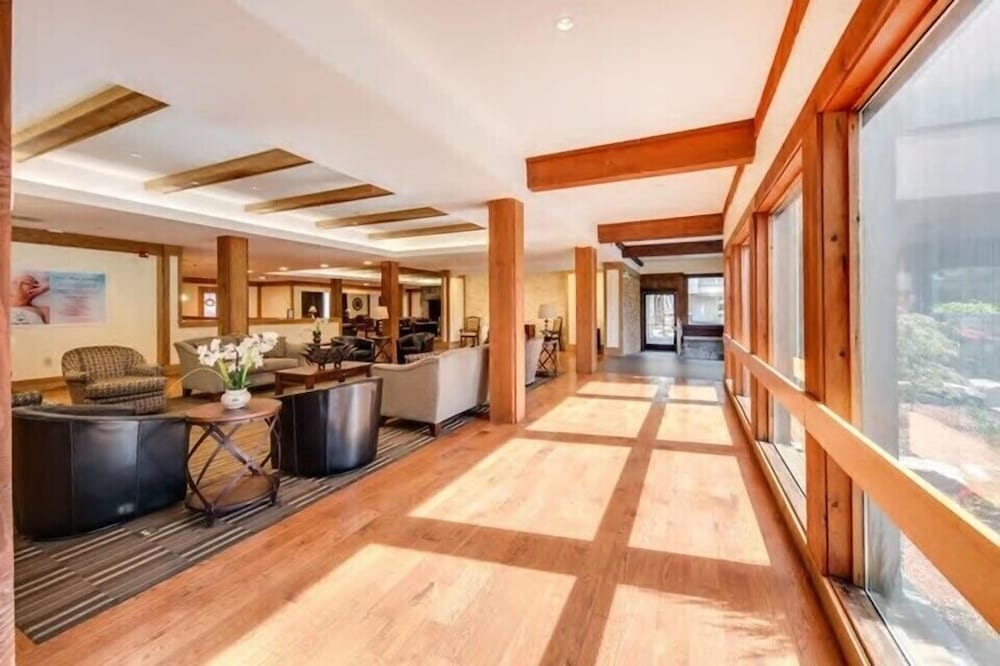 Heritage Hotel, Golf & Conference Center 2