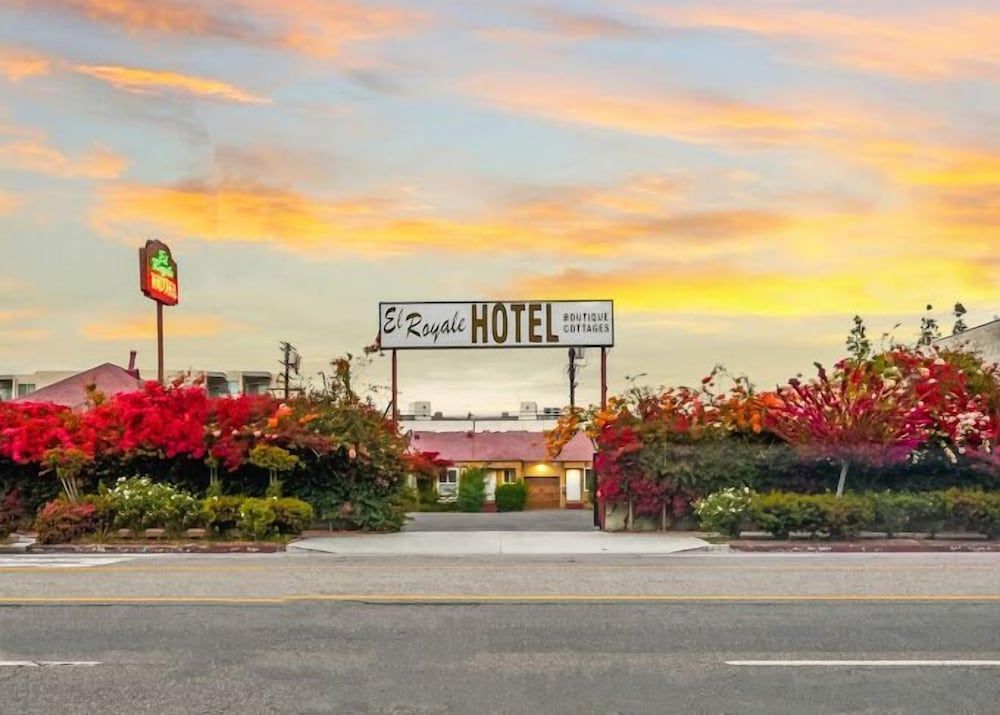 El Royale Hotel Near Universal Studios 1