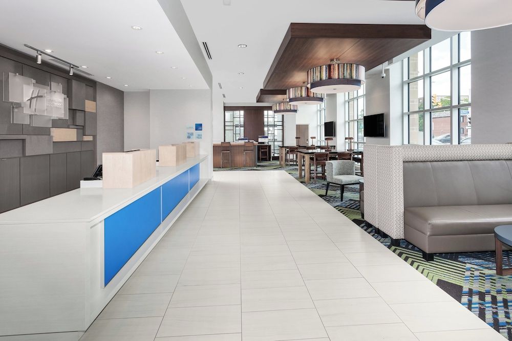 Holiday Inn Express & Suites DOWNTOWN OTTAWA EAST by IHG 2