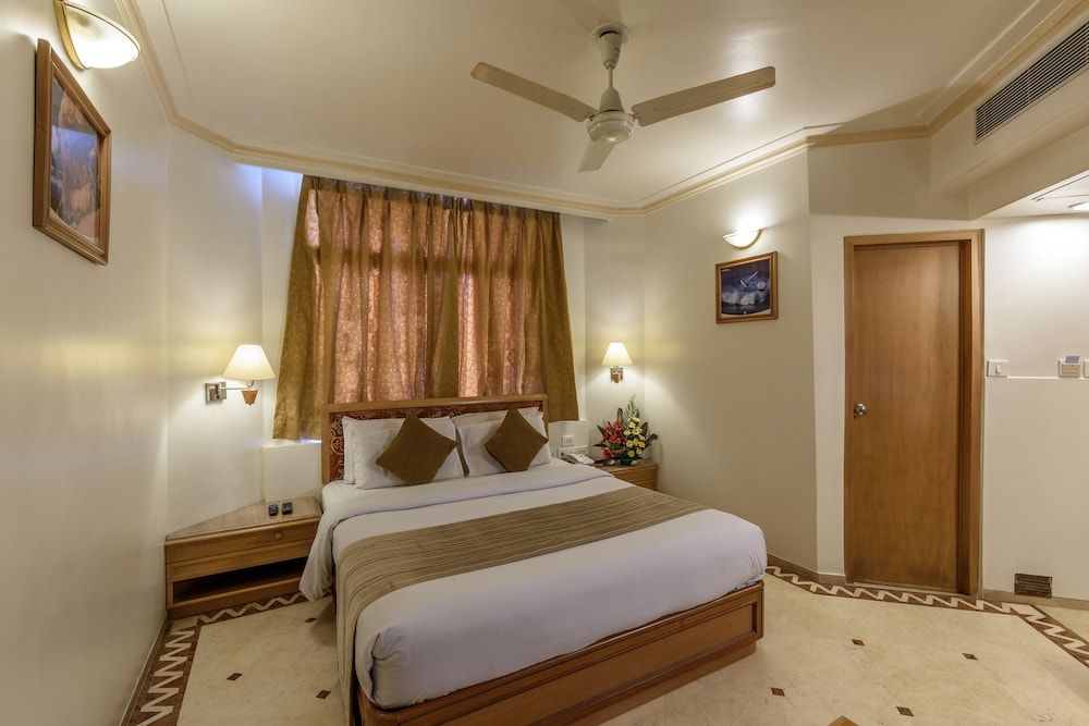 Hotel President, Ahmedabad 2