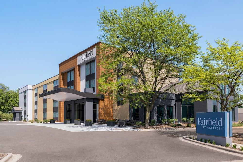 Fairfield by Marriott Inn & Suites Madison South 1