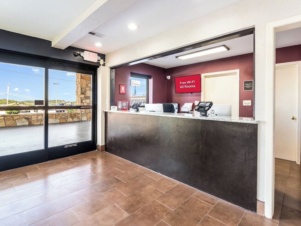 Red Roof Inn Dandridge 2