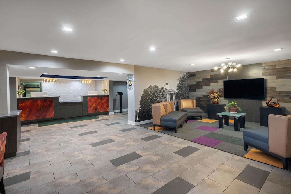 Baymont by Wyndham Murfreesboro 1