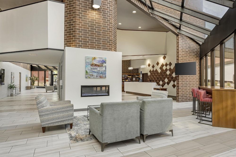 Executive Residency by Best Western Waterloo & Cedar Falls 2