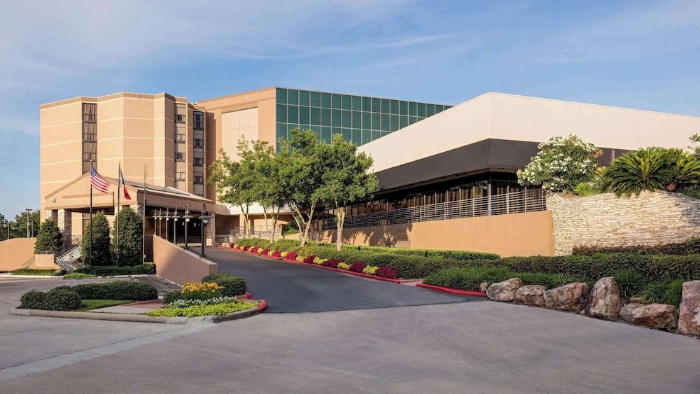 Sonesta Hotel Houston IAH Airport 1