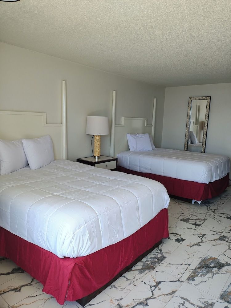 Super Inn Motel 2