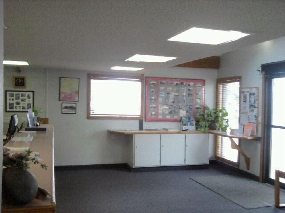 Quail's Nest Inn & Suites 2